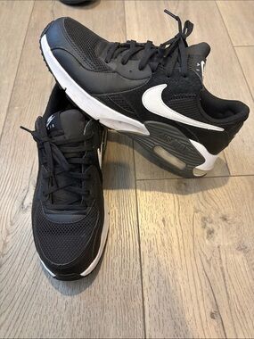Nike Black and White Air Max Runner Sneakers